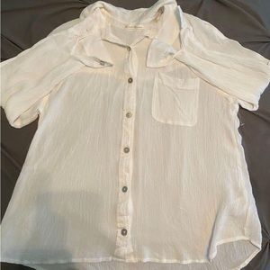 Lizard thicket button down blouse. Size small. Never worn.